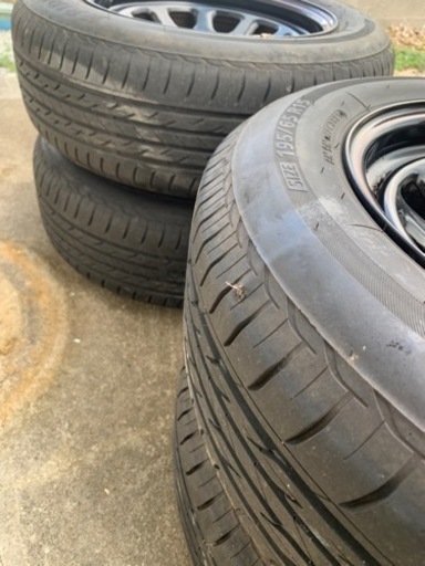 車のパーツ タイヤ、ホイール