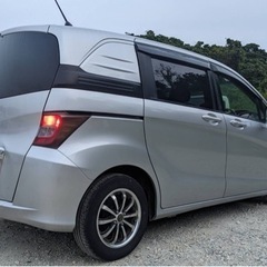 フリードスパイク Gジャストセレクション【自社ローン取扱店】購入•車検•板金、分割対応【購入後も安心】車の部品•消耗品最大20%OFFの画像