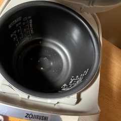  象印‼️IH 炊飯ジャー 極み炊き‼️厚釜‼️炊飯器　5合　象印製‼️ ZOJIRUSHIの画像