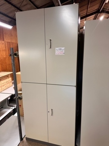 売り切れ 両開き書庫　上下セット　鍵付き　幅90 奥40 高さ216cm