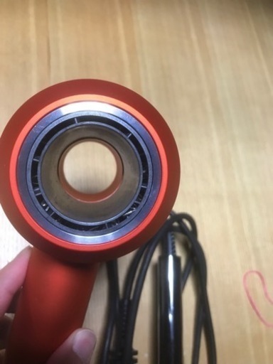 新品　Dyson ドライヤー　　　　