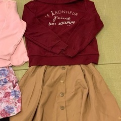 【値下げしました！】ブランド子ども服140センチ　上下6点まとめ売りの画像