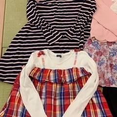 【値下げしました！】ブランド子ども服140センチ　上下6点まとめ売りの画像