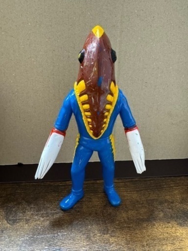 バンダイ メトロン星人 フィギュア レトロ ウルトラマン 怪獣 ソフビ