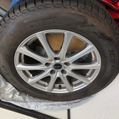 ホイール付き　ピレリ製　スタッドレスタイヤ　225/65/r17...
