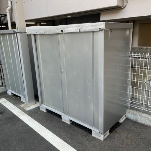  大阪市内直接引き取りのみ！　タカヤマ 物置1550×820×1500mm 美品