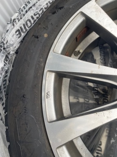 235/55R20 スタッドレスタイヤホイール　4本セット　20インチ