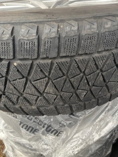 235/55R20 スタッドレスタイヤホイール　4本セット　20インチ