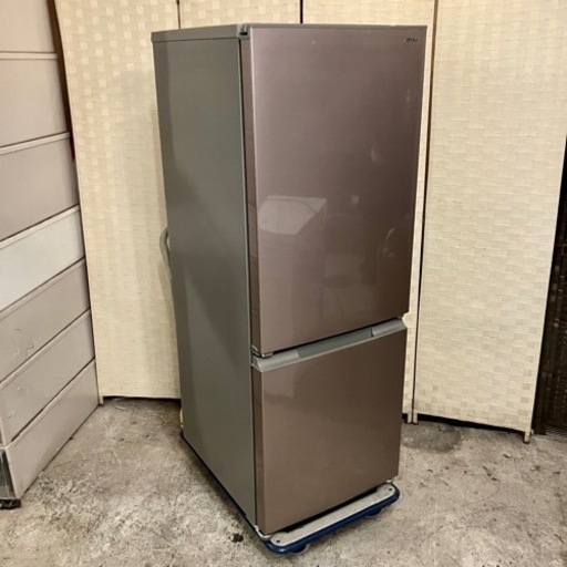 売約済み【池上店 4/12 OPEN】SHARP シャープ 冷蔵庫 つけかえどっちもドア 右開き 左開き シルバー SJ-D18HJ-N 21年製 大容量 2人暮らし 同棲 引越し 幅50cm 179L 運搬無料エリア有 / 大田区 リサイクルショップ Lumberroom - ランバールーム - 池上店 / 池上駅 大森駅 蒲田駅 最寄り