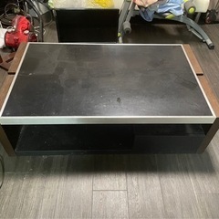 テーブル