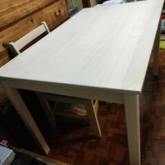 【今だけのお値段！！】ダイニングテーブル４人　イス４脚の画像