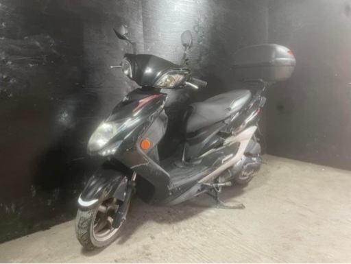 ★支払総額8.5万円★買取強化中！引き上げ可能です！ ヤマハ シグナス125X SR SE44J 国内3型シグナス！リアボックス付き！通勤通学、配達にオススメ♪