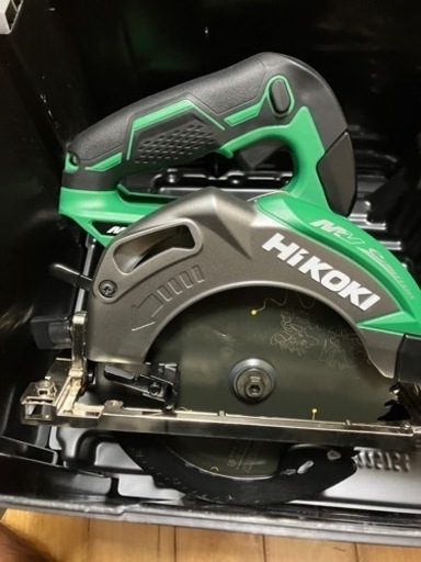 丸ノコ、HiKOKI(ハイコーキ) 【2020年モデル】36V 165mm コードレス丸のこ  スーパーチップソー黒鯱仕様 グリーン 蓄電池1個、、純正ケース付 C3606DA (2XP)(K)