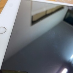 iPad 第7世代　128GB MW782J Wi-Fi モデルの画像
