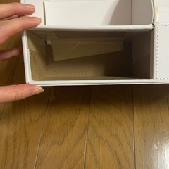 収納ボックスの画像