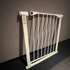 【取引予定者決定済】ベビーゲートの画像