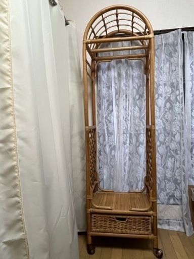 再出品　　　　アーチ型　藤　洋服ラック