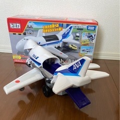 トミカ カーゴジェット おもちゃ の画像