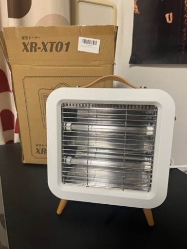 【ほぼ新品】家電 季節、空調家電 遠赤外線ヒーター