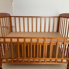 キャスター付ベビーベッド　下段収納付　標準サイズ布団(120cm×70cm)用の画像