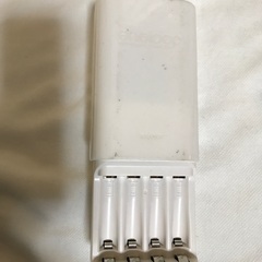 エネループ、充電器。の画像
