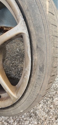 車のパーツ タイヤ、ホイール
