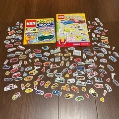 トミカ　マグネットBook