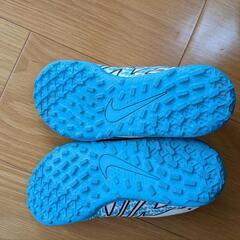 キッズサッカーシューズの画像