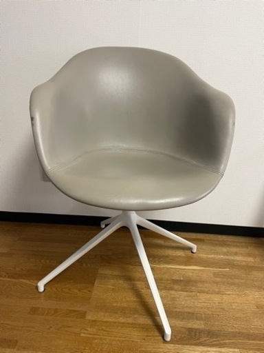 BOCONCEPT ADELAIDE チェア (回転ベース付き)  レザー