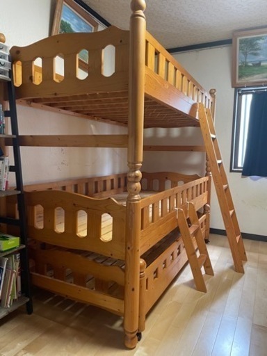 【最終値下げ】家具 ベッド 3段ベッド