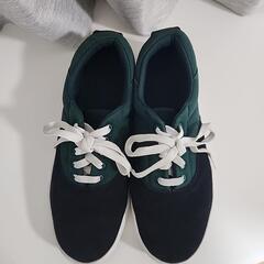 【極美品】アディダス　スニーカーの画像