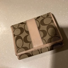 服/ファッション 小物 財布の画像
