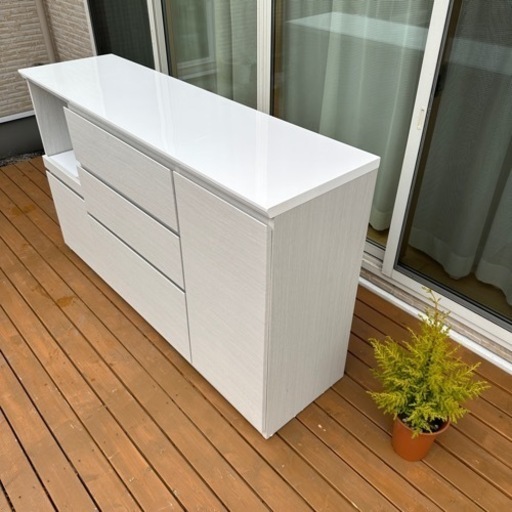 【美品】高級家具 キッチンカウンター ホワイト石テーブル コンセント付き 定価79,000円 令和5年ビックウッドにて購入