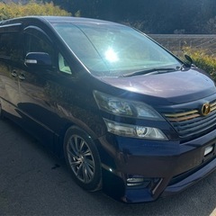 トヨタ ヴェルファイアの画像