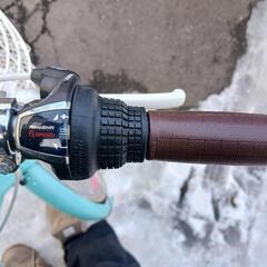 子供自転車　22型ライトブルー6段変速の画像