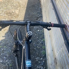 自転車 クロスバイクの画像