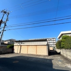 🆕シャッター付き貸ガレージ❗️空き出ました(^^)残り1棟
