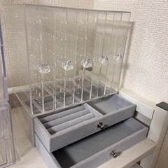 化粧品収納ボックス、アクセサリー収納ボックス、化粧ブラシ収納ボックスの画像