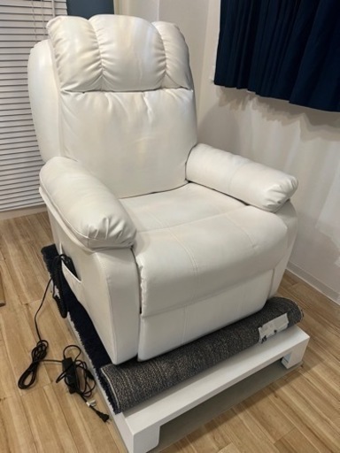 電動ラウンジチェア SHIFFON（シフォン）ホワイト