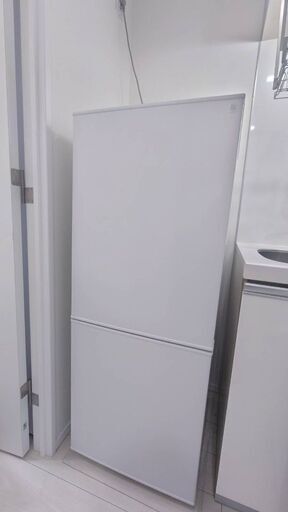 【炊飯器セット可】【料金応相談】ニトリ　140リットル　冷凍・冷蔵庫　霜取り不要