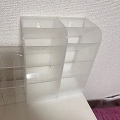 口紅収納ケース、ペン収納ケースの画像