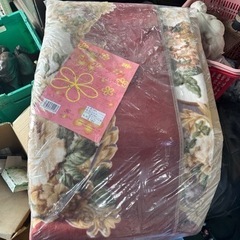 未使用品❣️ ラグ　185cmx185cmの画像