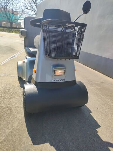 決まりました　シニアカー　電動車いす  スーパーポルカー SPX-4000N 　