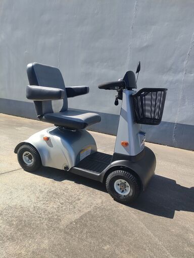 決まりました　シニアカー　電動車いす  スーパーポルカー SPX-4000N 　