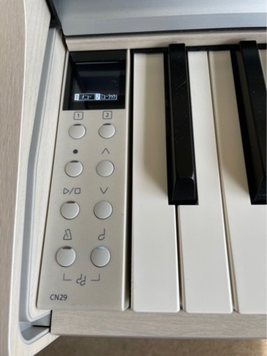2021年製のほぼ新品KAWAI CN29A ホワイトメープル電子ピアノ高年式88鍵盤 