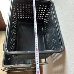 ランドリーバスケット　2段式の画像