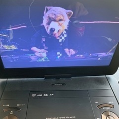 ！お取引中！【★最終値下げ★】大画面！ポータブルDVDプレーヤー