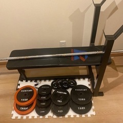 ファイティングロード　ベンチプレス　バー込み65キロ