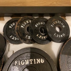ファイティングロード　ベンチプレス　バー込み65キロの画像