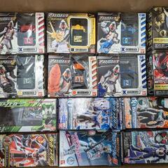 食玩フィギュア　仮面ライダー　３４個入り　セット販売の画像